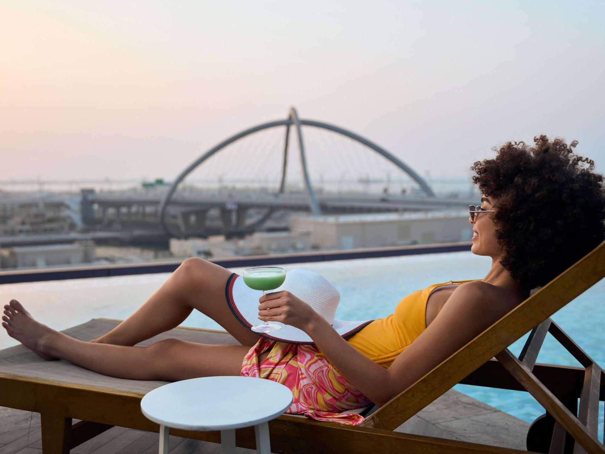 Ibis Styles Dubai Deira Hotel ภายนอก รูปภาพ